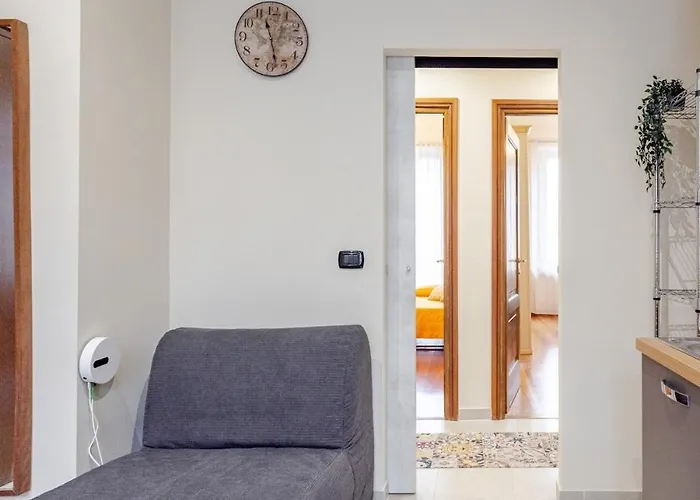 Completa Di Tutto, Metro Fiere Universita Ospedali