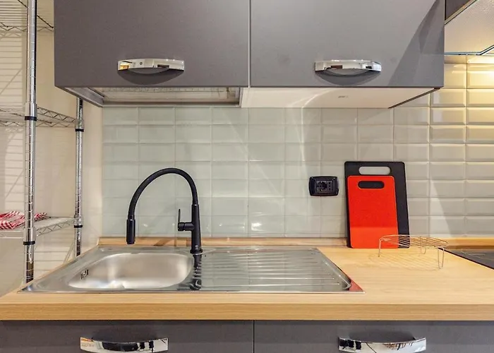 Completa Di Tutto, Metro Fiere Universita Ospedali Appartement *